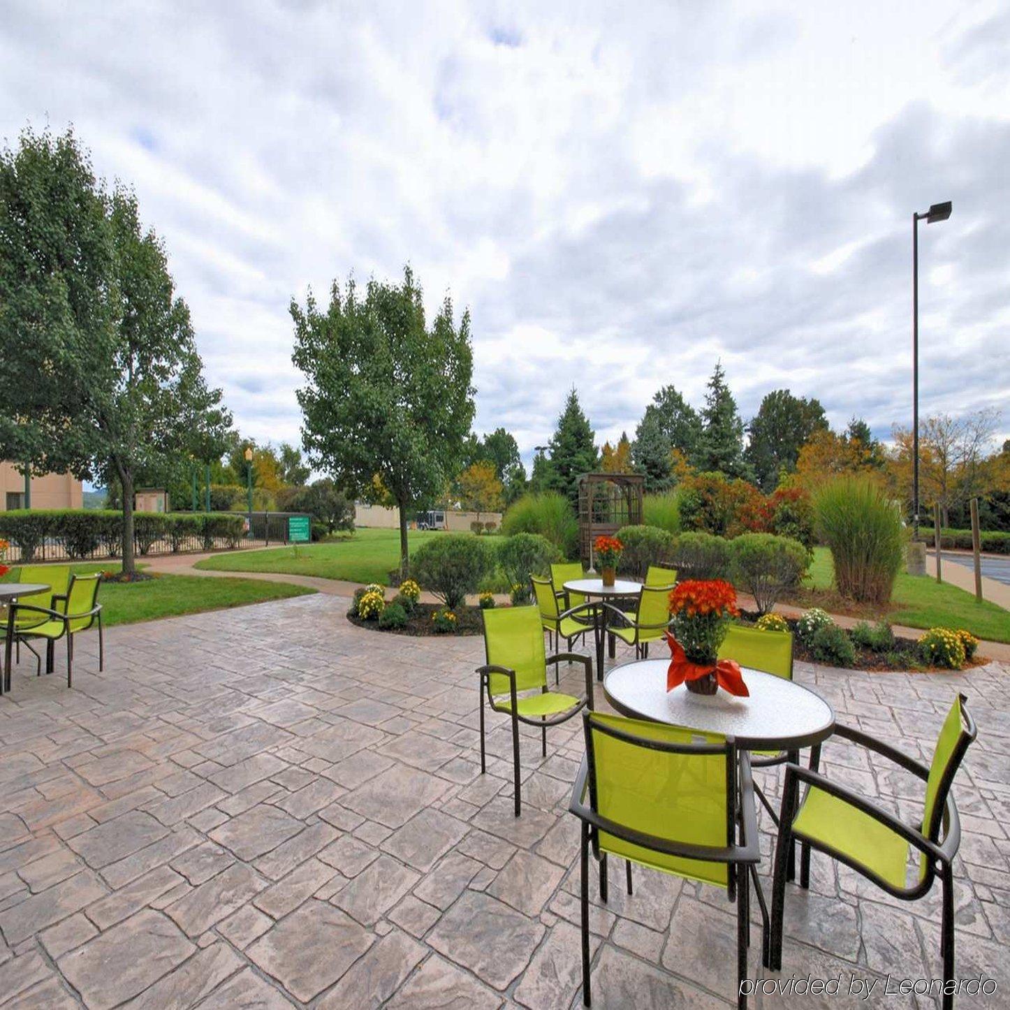 Hampton Inn Clinton Extérieur photo