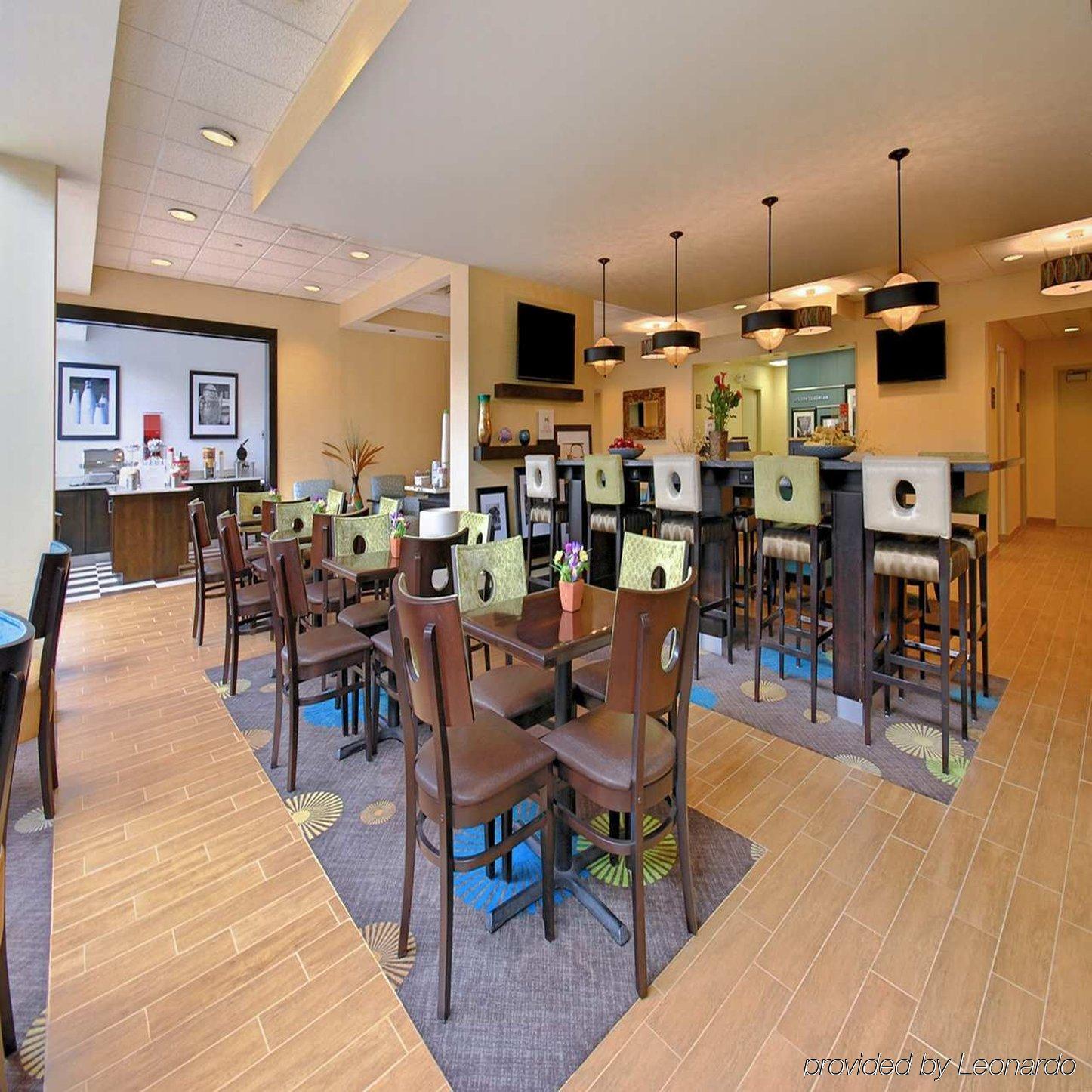 Hampton Inn Clinton Extérieur photo