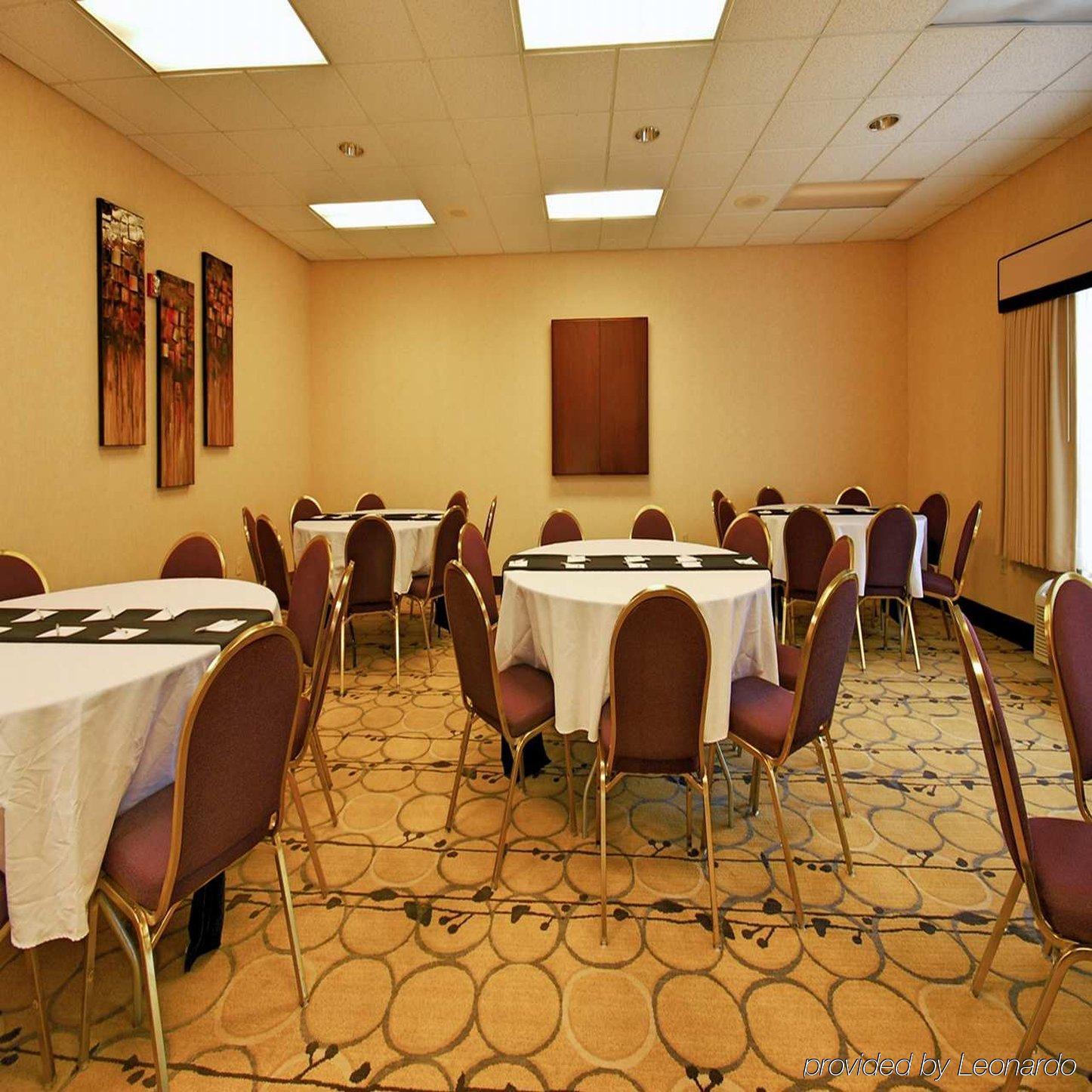 Hampton Inn Clinton Extérieur photo